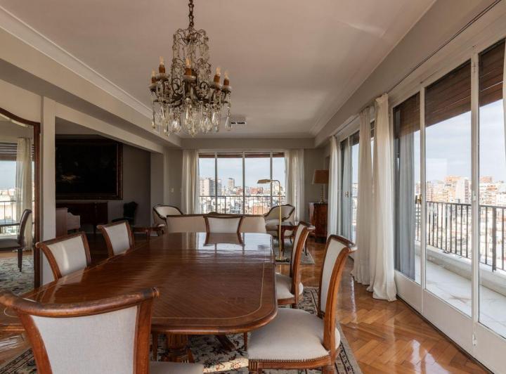 Departamento · 198m² · 6 Ambientes · 2 Cocheras