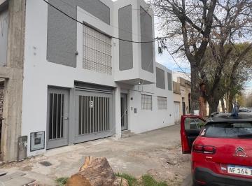 Casa · 150m² · 5 Ambientes · 1 Cochera · Casa en Alquiler en La Plata