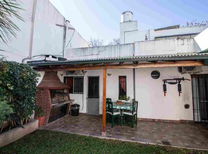 Casa · 120m² · 4 Ambientes · 1 Cochera