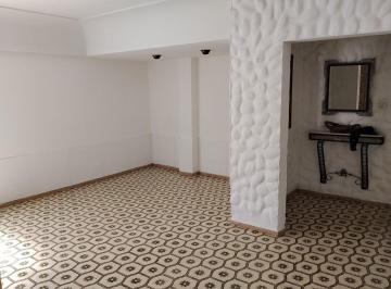 Departamento · 76m² · 4 Ambientes · Departamento de Dos Dorm. en Barrio Arroyito