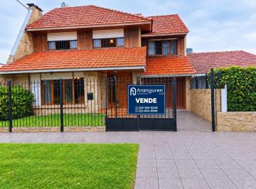 Casa de 5 ambientes, Mar del Plata · Chalet Sobre Av Paso a Reciclar