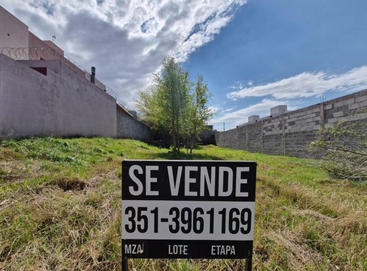 Terreno · 360m²