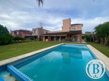 Casa de 5 ambientes, Tigre · Bustamante Prop San Isidro Labrador 12663 Alquiler Verano Temporada Completa Villanueva Tigre