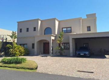 Casa · 280m² · 6 Ambientes · 1 Cochera · Alquiler Temporal Dic/ Enero en Talar del Lago 2 Corredor Bancalari