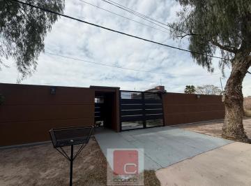 Casa · 4 Ambientes · Casa en Maipu