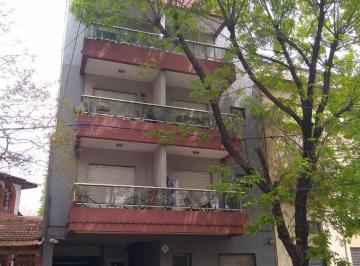 Departamento de 1 ambiente, La Plata · Excelelente Monoambiente con Parrilla y Cochera