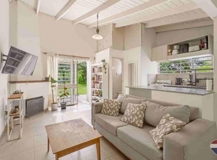 Casa · 80m² · 3 Ambientes · 2 Cocheras