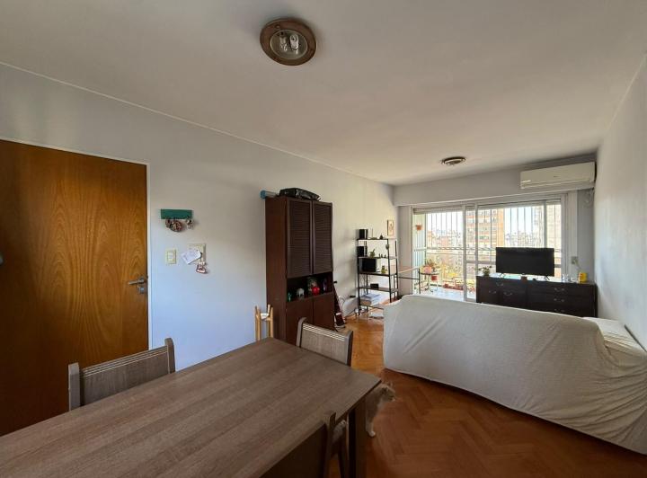 Departamento · 77m² · 5 Ambientes · 1 Cochera