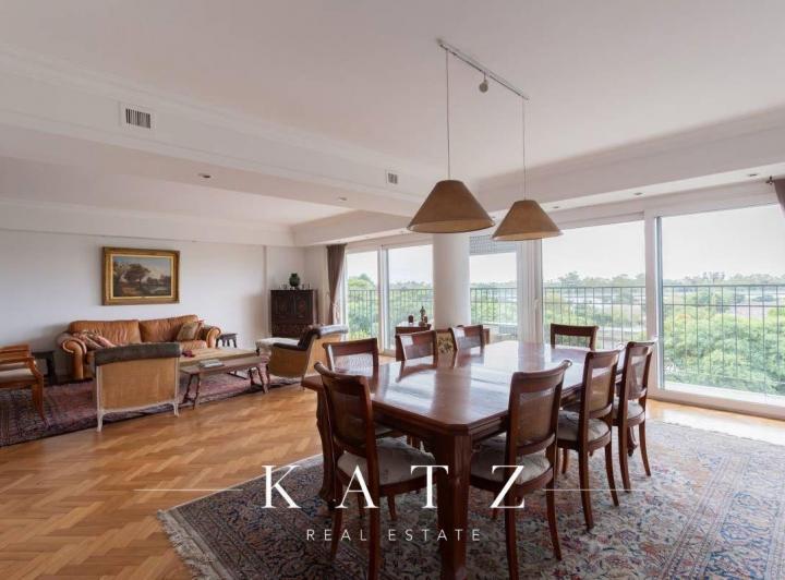 Departamento · 261m² · 6 Ambientes · 2 Cocheras