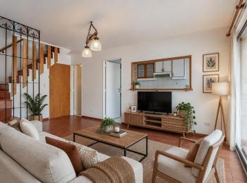 Departamento · 58m² · 3 Ambientes · 1 Cochera · Venta Departamento Duplex con Cochera, La Calabria, San Isidro