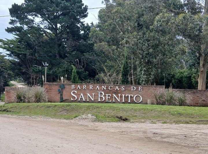 Terreno · 868m²