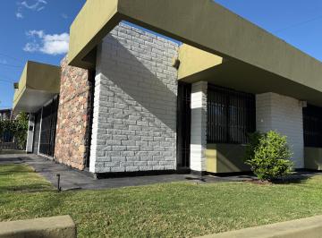 Casa de 7 ambientes, Guaymallén · Vendo Casa en B° Santa Ana!
