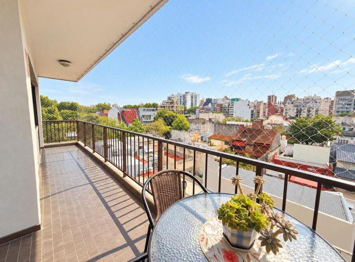 Departamento · 83m² · 4 Ambientes · 1 Cochera