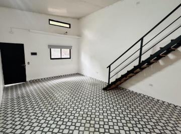 PH de 1 ambiente, General San Martín · Alquiler PH Monoambiente en Duplex con Patio en Villa Lynch San Martin