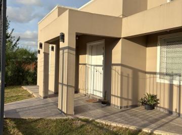 Casa · 4 Ambientes · Casa en Lobos