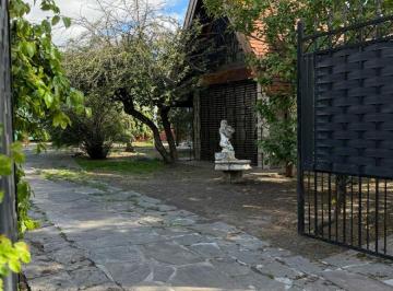 Casa de 4 ambientes, Morón · Venta. Casa Sobre Dos Lote Propios de 368 m en Haedo Norte
