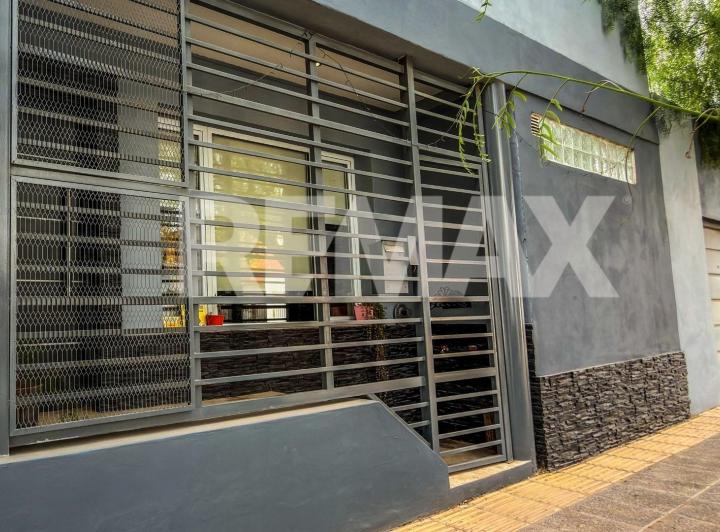 Casa · 152m² · 7 Ambientes · 2 Cocheras