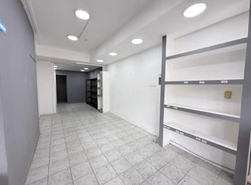 Local comercial · 32m² · 1 Ambiente · Alquiler de Local Comercial de 33 m² en Buenos Aires Al 400, Barrio Sur