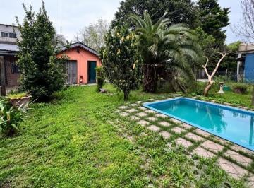 Departamento · 30m² · 2 Ambientes · 1 Cochera · Excelente Dto. a Estrenar con Patio y Entrada de Auto a Estrenar.