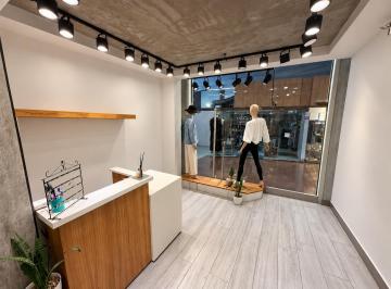 Local comercial · 28m² · 2 Ambientes · Local - Alquiler - Caballito
