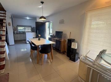 Casa · 72m² · 3 Ambientes · 1 Cochera · Venta Casa Dos Dormis con Pileta Zavalla