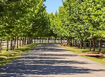 Terreno · 1500m² · Venta Lote 1836 m² Barrio Haras del Sol - Pilar