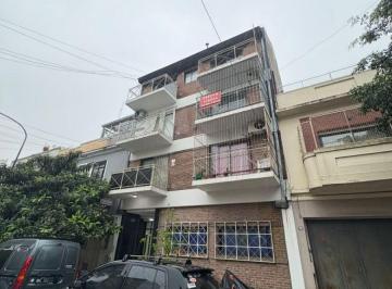 Departamento de 1 ambiente, La Paternal · Monoambiente con Balcon a La Calle en Alquiler