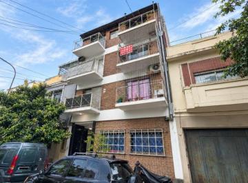Departamento de 1 ambiente, La Paternal · Monoambiente con Balcon a La Calle en Alquiler
