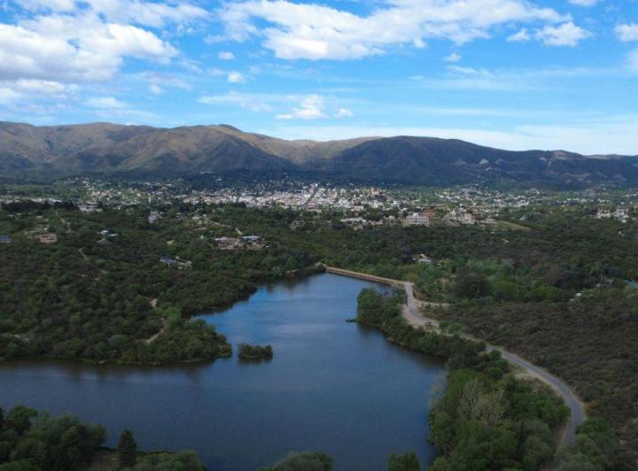 Terreno · 27000m²