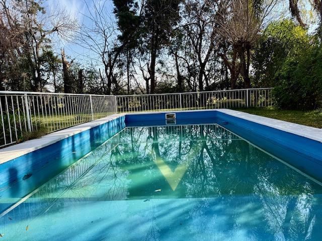 Casa · 224m² · 5 Ambientes · 3 Cocheras