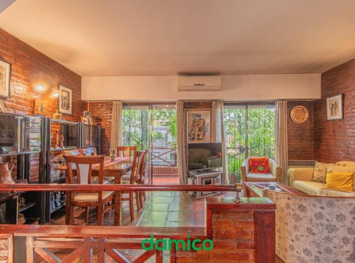 PH · 102m² · 5 Ambientes · 1 Cochera