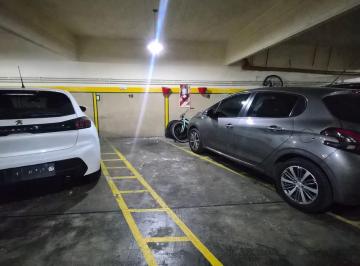 Garage · 12m² · Cochera en Parque Patricios