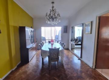 PH · 123m² · 4 Ambientes · PH en Parque Patricios
