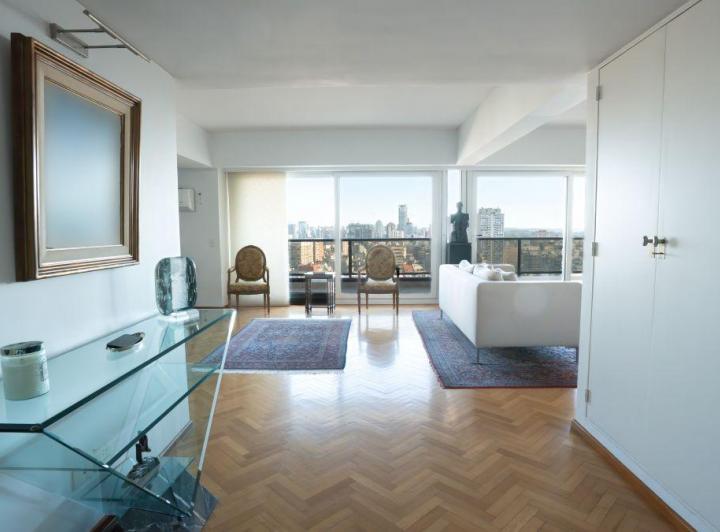 Departamento · 230m² · 5 Ambientes · 3 Cocheras