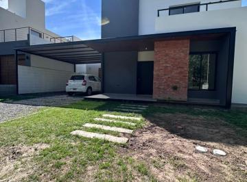 Foto · B°la Comarca de Villa Allende Casa en Venta. 3 Dorm Suite en Pb. con Escritura