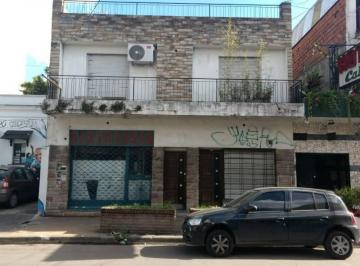 Edificio · 230m² · 4 Ambientes · Locales Departamento Venta Moron