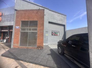 Bodega-Galpón · 190m² · 3 Ambientes · 6 Cocheras · Galpon Alquiler Ituzaingo