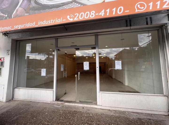 Local comercial · 262m² · 8 Ambientes