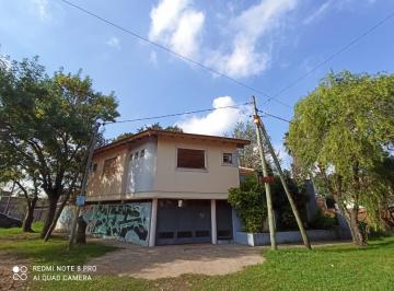 Casa · 150m² · 4 Ambientes · 2 Cocheras · Casa Venta Padua