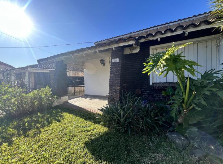 Casa · 75m² · 3 Ambientes · 3 Cocheras