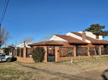Casa · 158m² · 5 Ambientes · Venta Casa Mar de Ajo 5 Amb. Mas Depto Independiente a 7 Cuadras del Mar