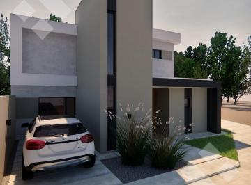 Casa · 360m² · 4 Ambientes · 1 Cochera · Casa a Estrenar - Ayres del Limay - 3 Dorm.