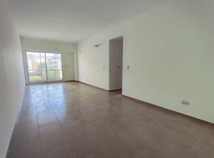 Departamento · 79m² · 4 Ambientes · 1 Cochera
