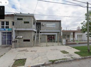 Consultorio · 331m² · 15 Ambientes · Centro Medico + 2 Departamentos en Calle Monseñor Pablo Cabrera