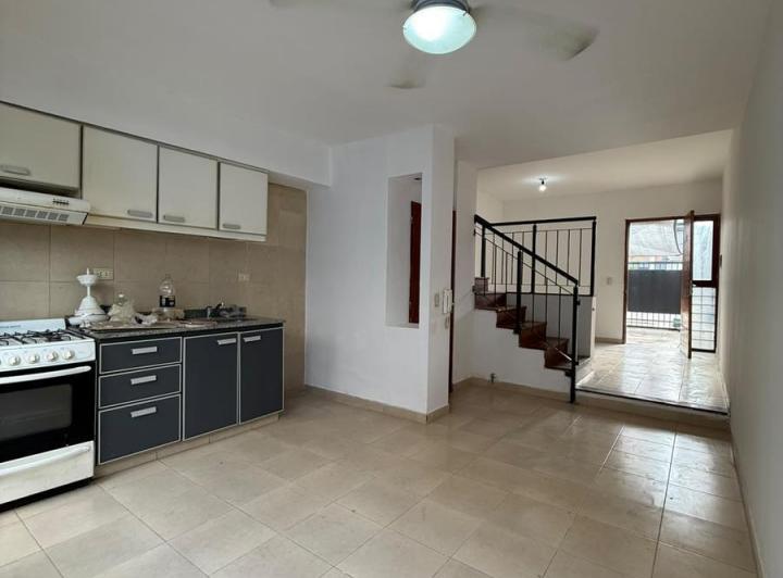 PH · 75m² · 4 Ambientes · 1 Cochera