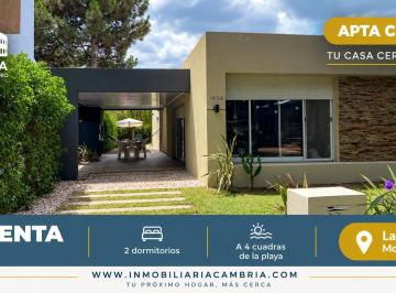 Casa · 70m² · 4 Ambientes · 1 Cochera · Casa en Monte Hermoso Apta Credito
