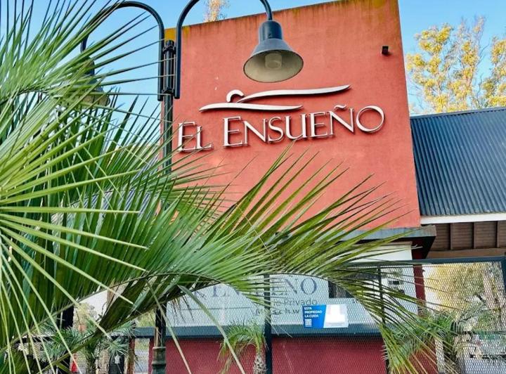 Terreno · 830m²
