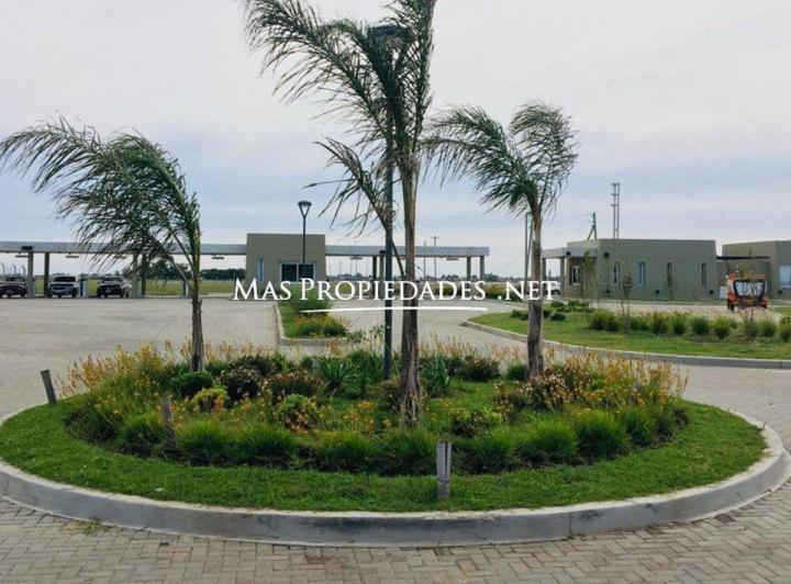 Terreno · 732m²