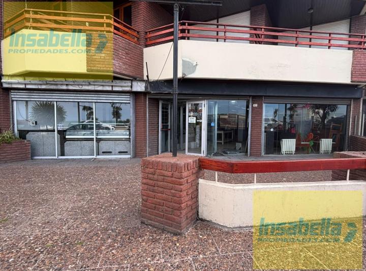 Local comercial · 237m²