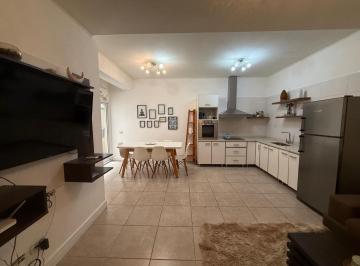 Departamento · 43m² · 2 Ambientes · Alquiler Depto 2 Amb con Patio en Avellaneda